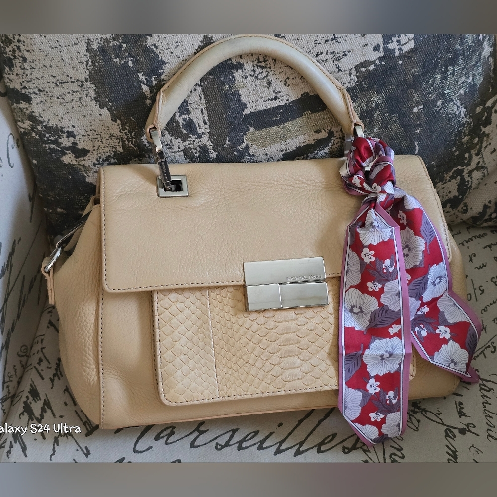 Michael Kors Collection Quinn Python/ Leather Top… - image 1